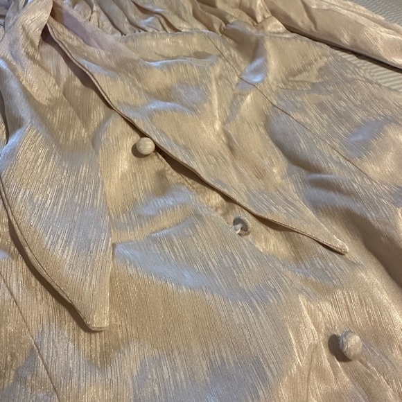 Satin mini dress cream size medium new with tags - Picture 5 of 6